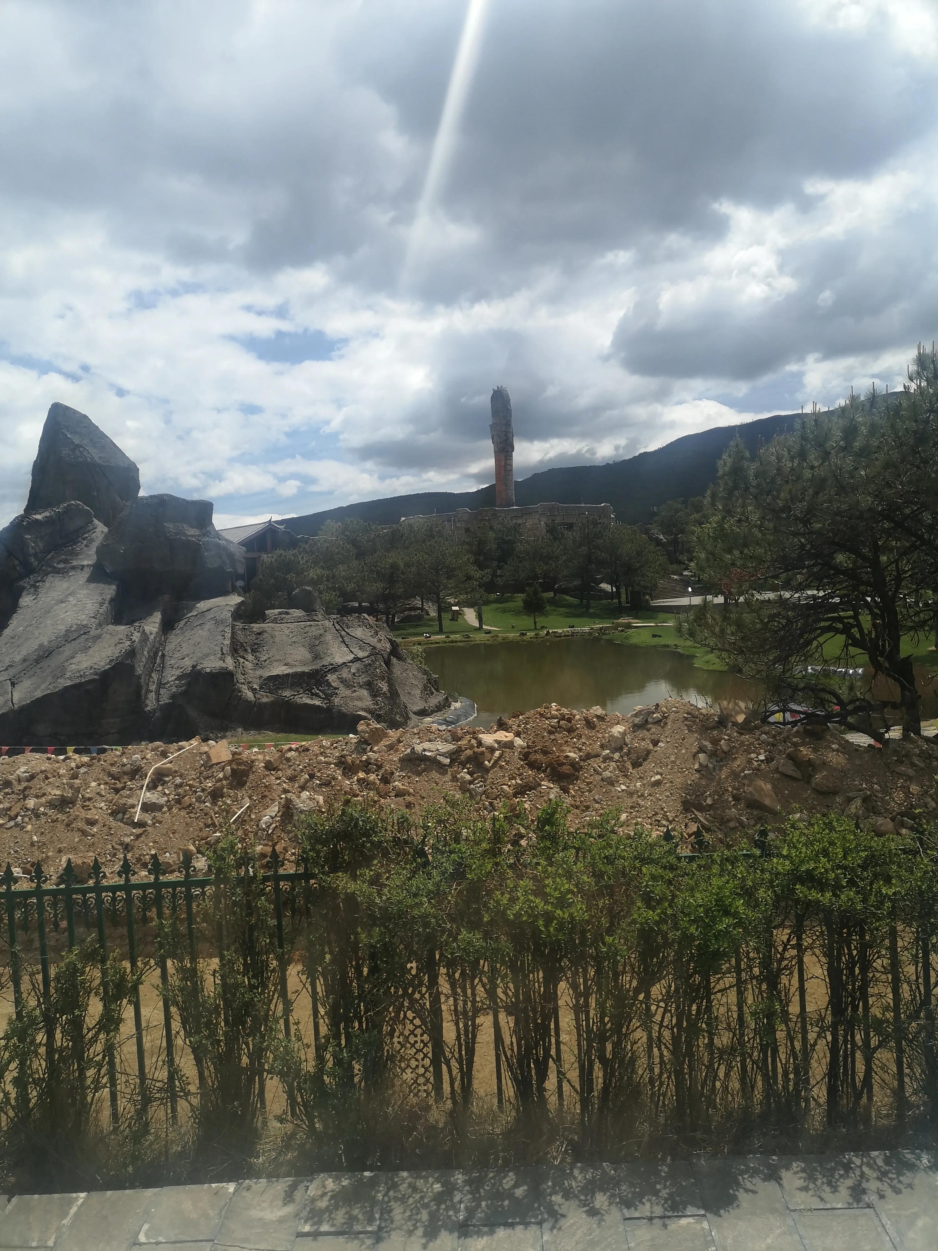 玉龙雪山高反头疼了如何缓解,玉龙雪山高反晕倒