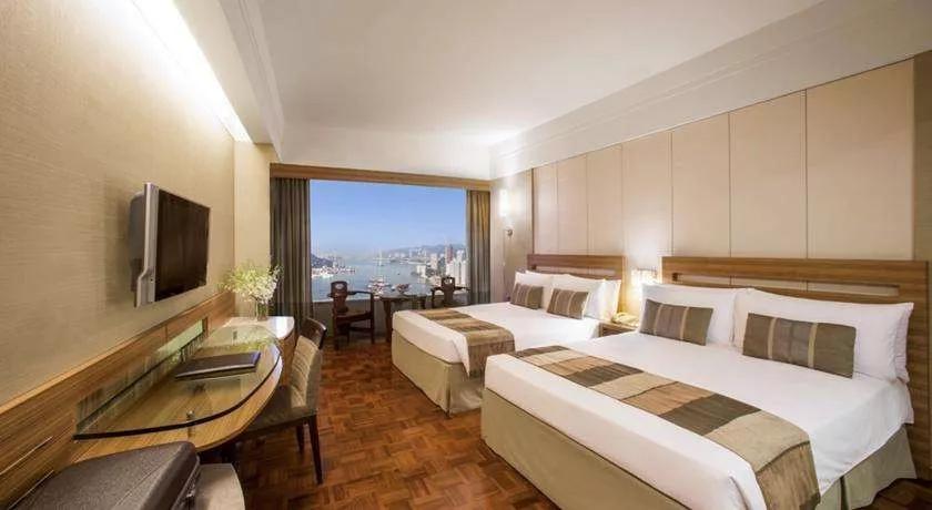 从来没见过如此冷清现场,从没见过如此空荡荡的长沙