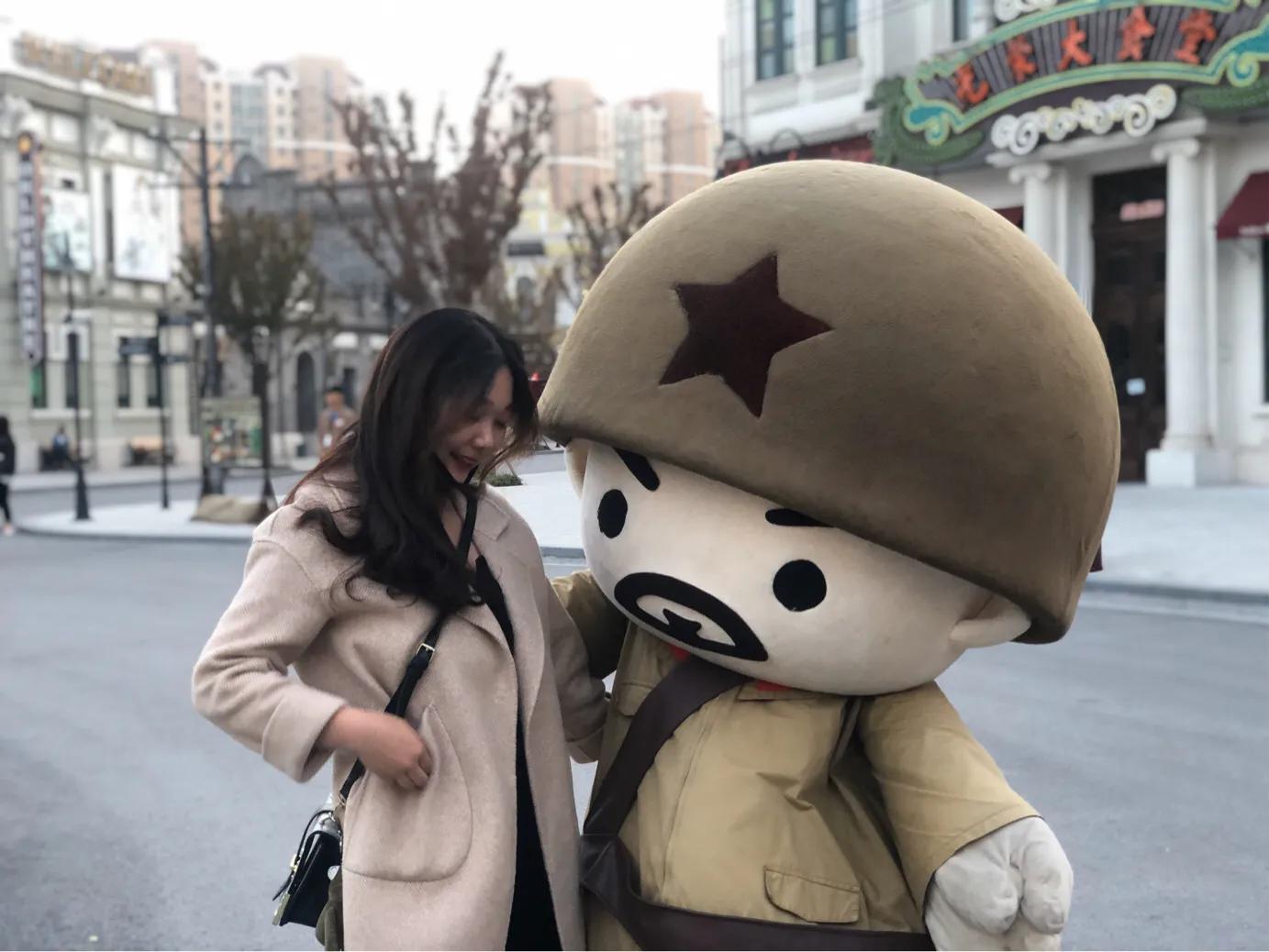 建业华谊兄弟电影小镇泼水狂欢,华谊兄弟电影世界苏州开园盛典