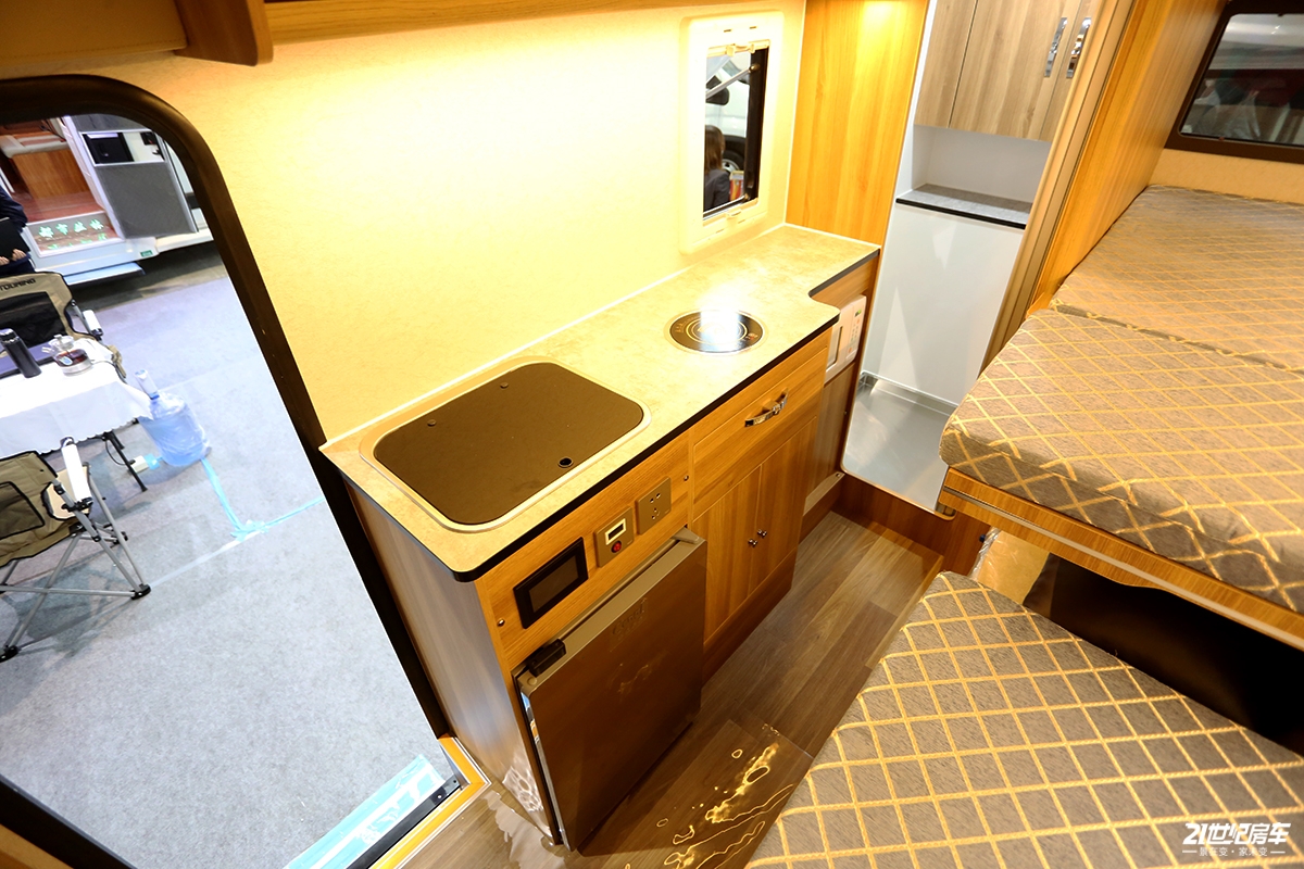 都市丛林房车b型多少钱,都市丛林皮卡房车