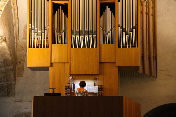 瑞士蒙特勒镇旅游攻略,蒙特勒小镇美景