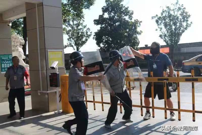 反恐防暴处突应急综合演练,派出所开展反恐防暴安全演练方案