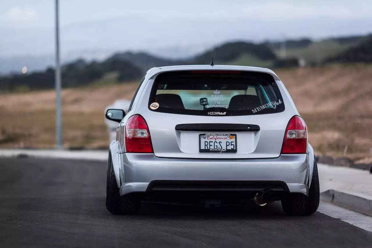 马自达323福美来最新款,一汽海南马自达323福美来是第几代