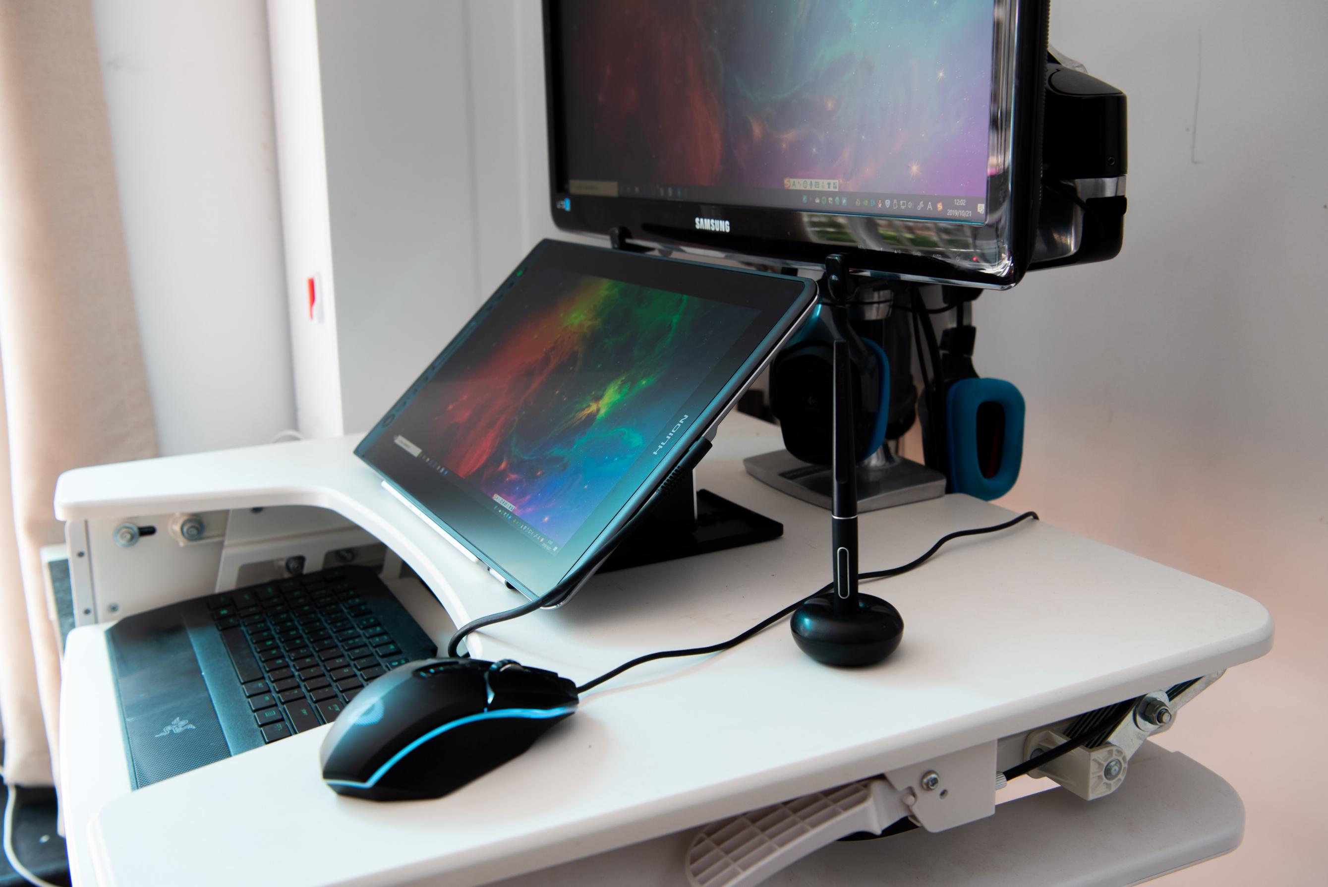 接近真实的纸笔绘画:绘王(HUION)KamvasPro16手绘屏使用体验