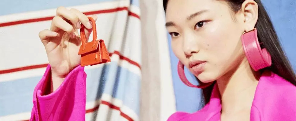 我的胸,我的手指,我的脚腕……都需要一只包包