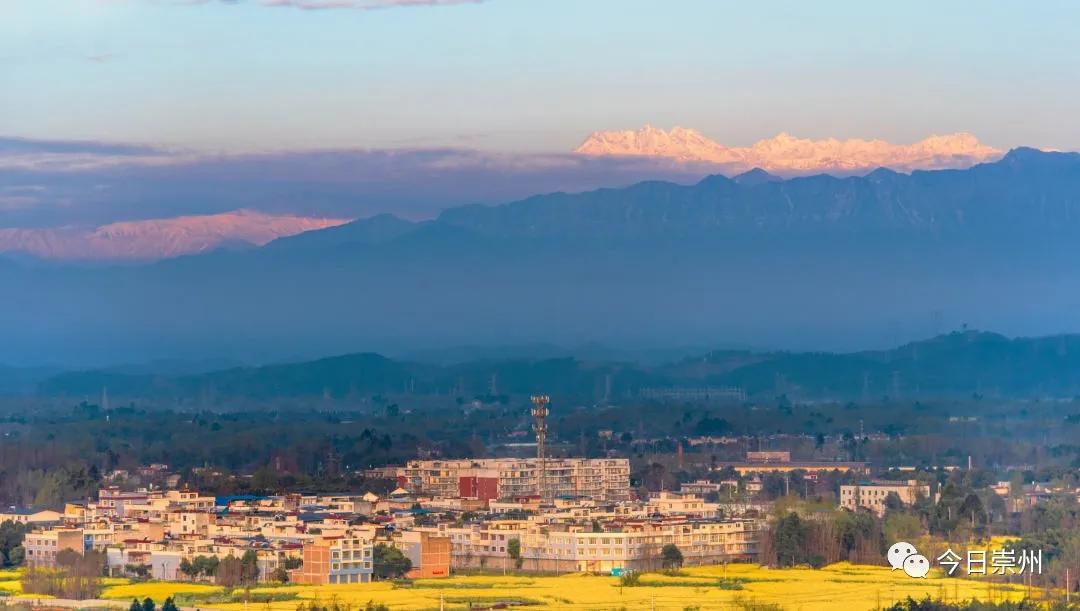 崇州市区看雪山,崇州看雪山