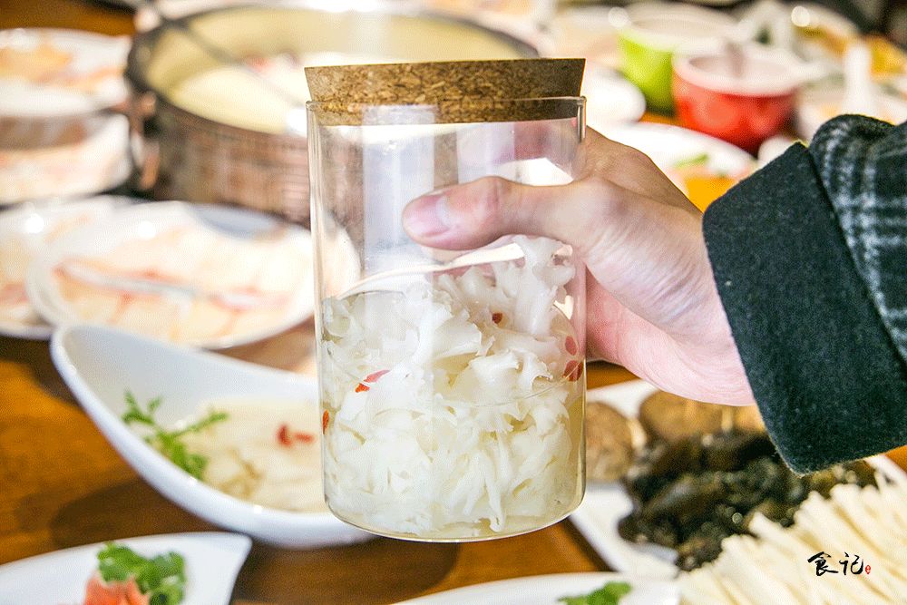 1块钱撸四盘！薄如蝉翼的蝴蝶鱼片，让你一口鲜掉眉毛！