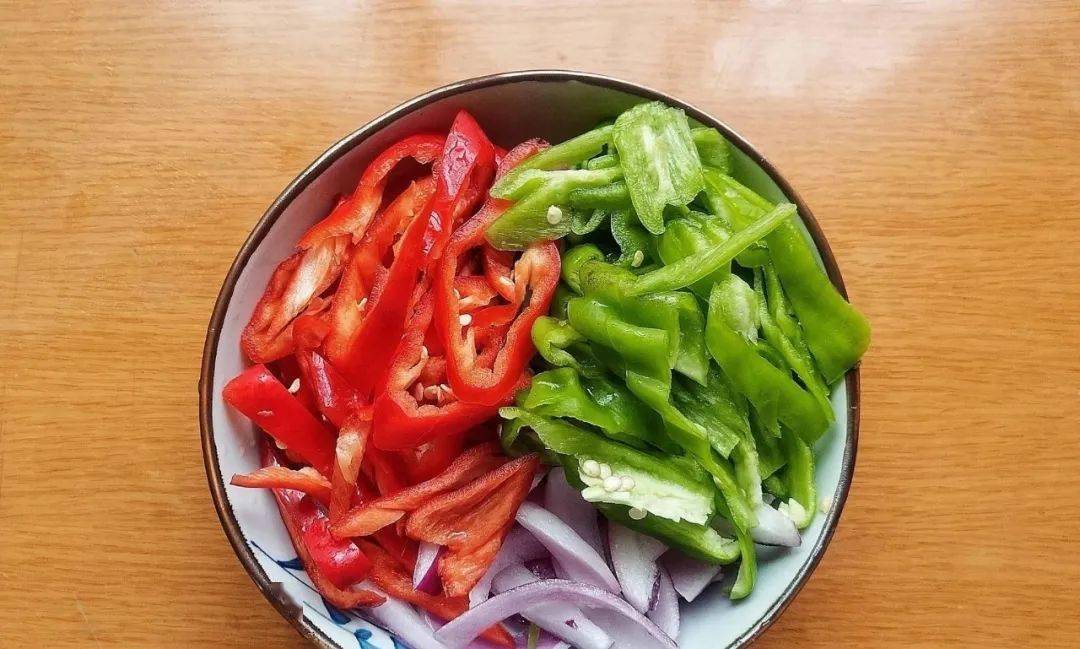 冬天推荐10道精致的下饭家常菜,适合冬天吃的100种家常菜菜谱