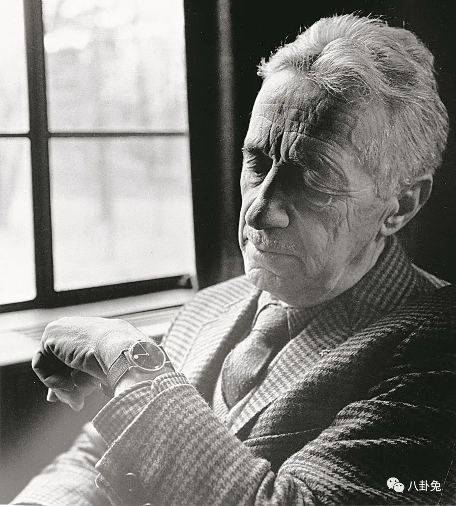 摩凡陀博物馆系列是什么机芯,摩凡陀手表有100年历史能值多少钱