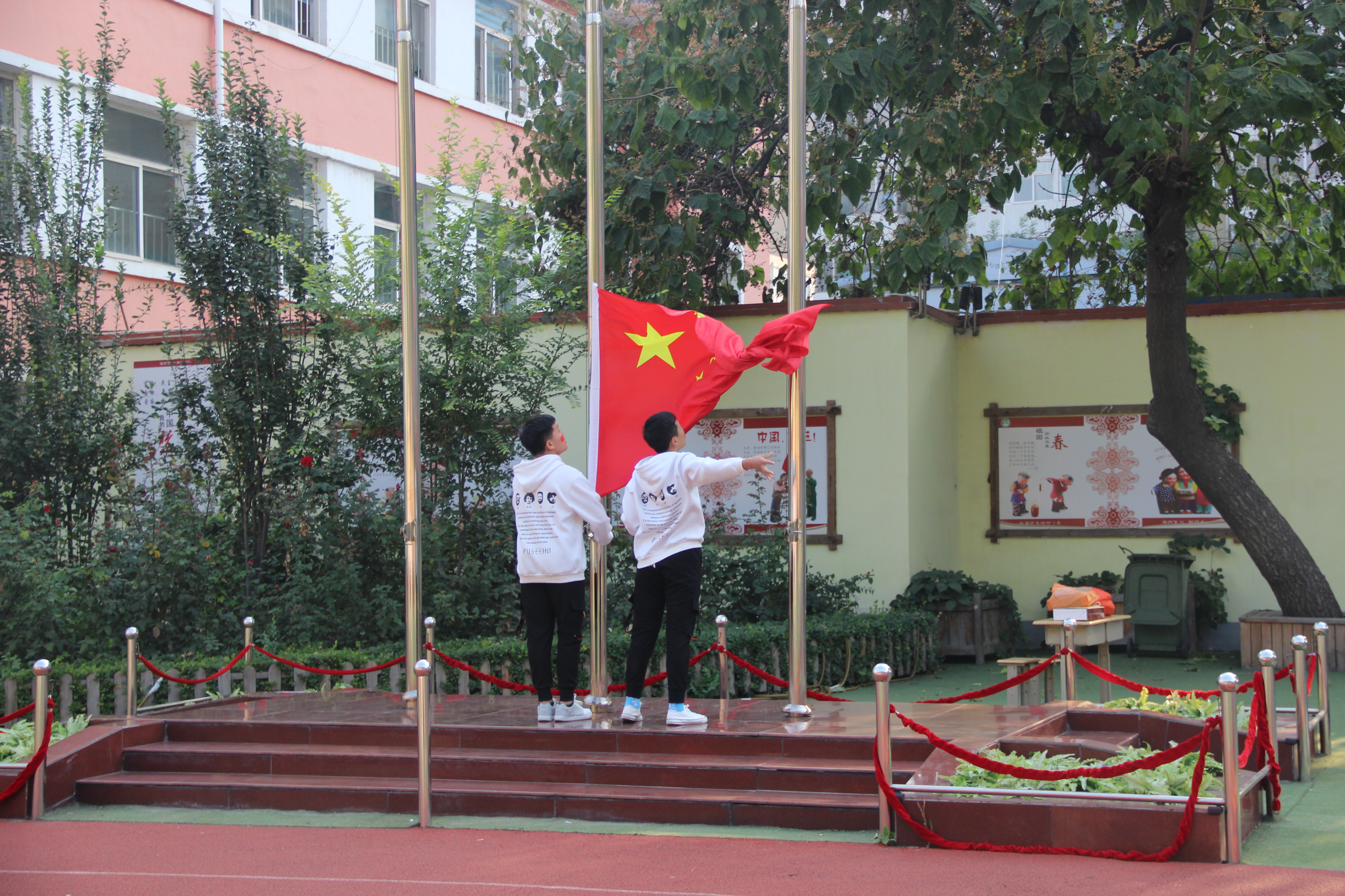 太原市四十八中中学生运动会,校运会激情点燃梦想拼搏铸就辉煌