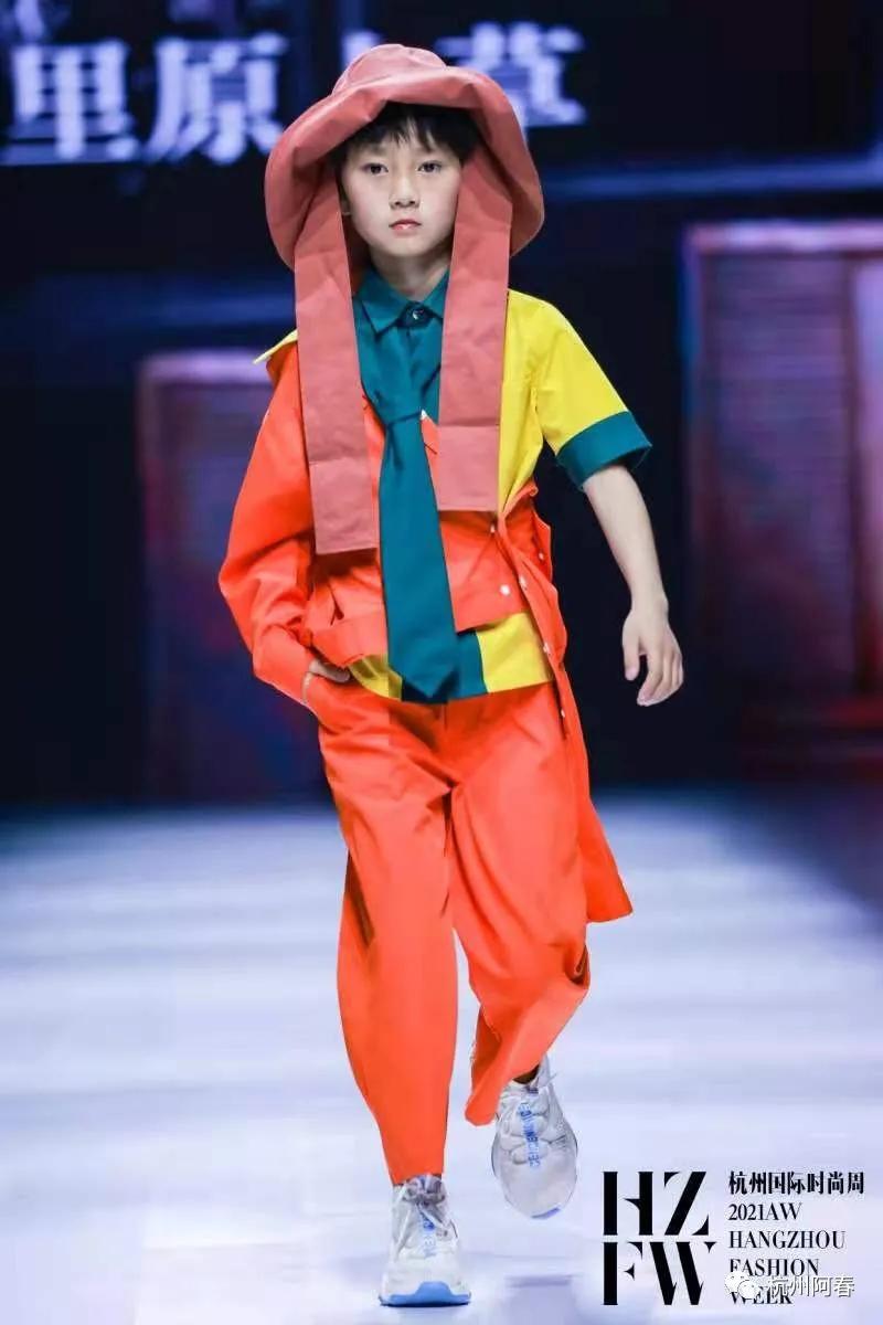 国际时尚周巴黎,时装周秀场