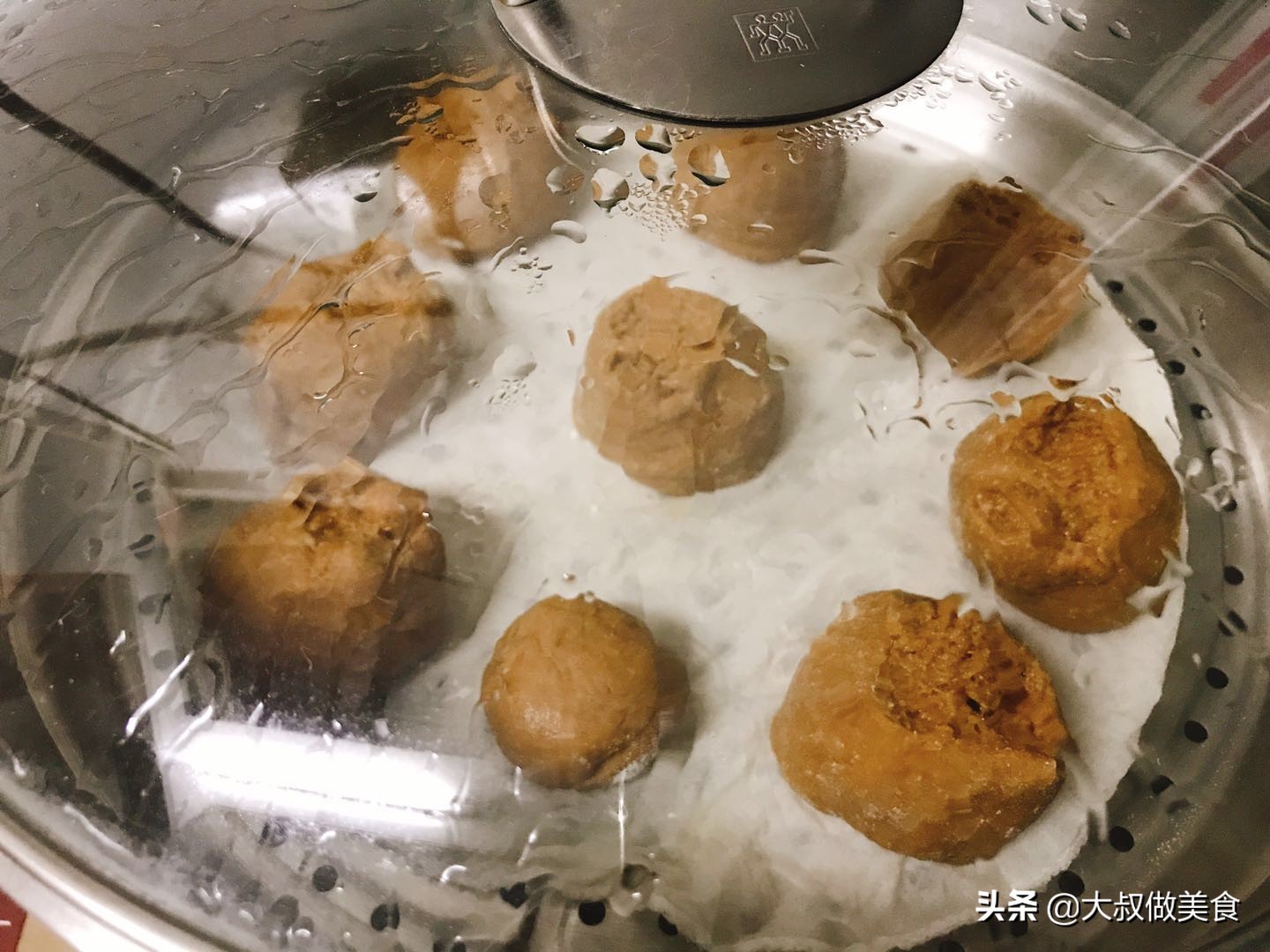 红糖开花馒头的做法和发面全过程,无需醒发的红糖大枣开花馒头配方