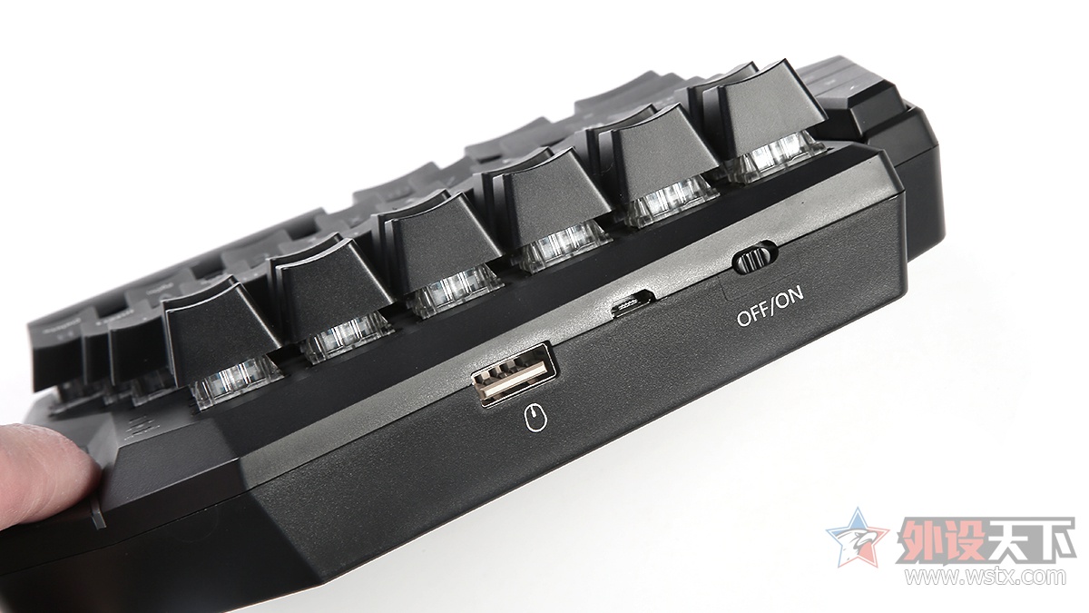 手游吃鸡在电脑上玩的详细操作,手游吃鸡可以在电脑上玩吗