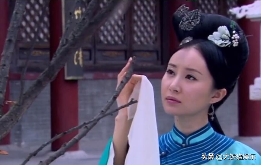 这4位女星太难了!被一位女配艳压不算啥,个个女配都吊打才尴尬