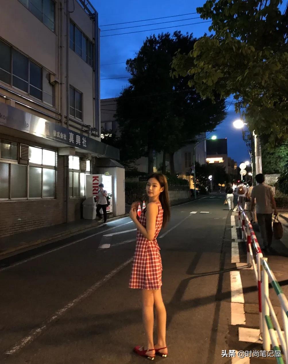 菱格纹格子裙,女人味十足的打底裙