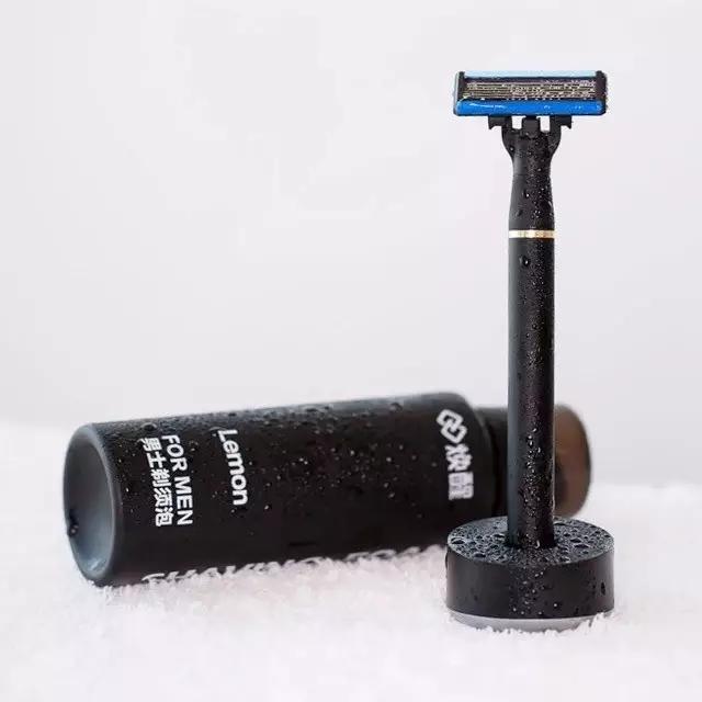 男士剃须时间段,男人正确剃须方式