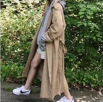 韩版风衣怎么穿最好看,这个春天的美丽穿搭