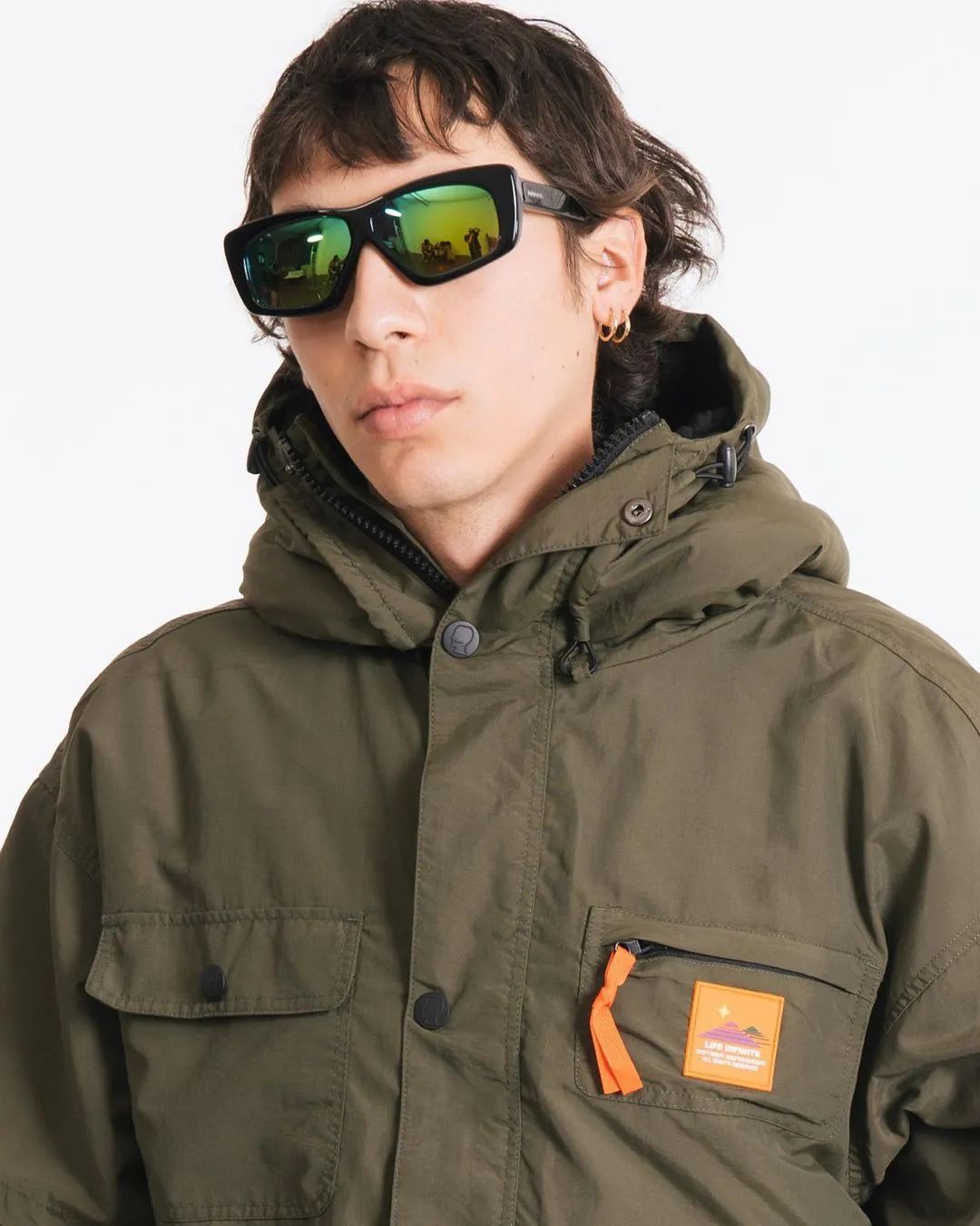 欧阳娜娜同款潮流品牌,欧阳娜娜同款联名卫衣