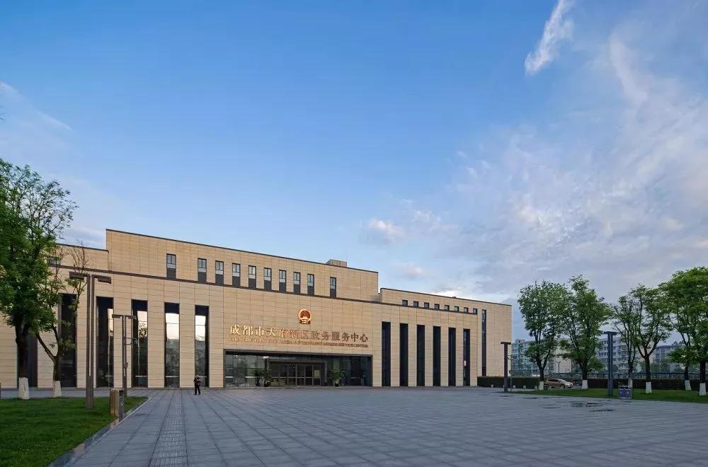 城南+中轴+TOD！三利广场全能综合体圈定新中芯稳居城市“C位”