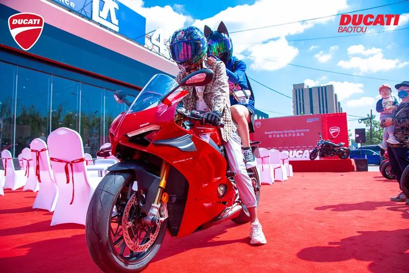 包头杜卡迪v4,杜卡迪大4s店