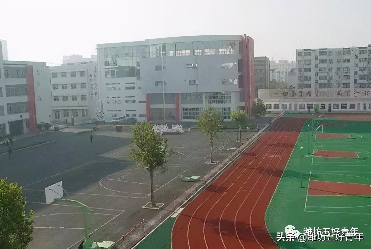 潍坊一中历史简介,潍坊一中到十八中的历史