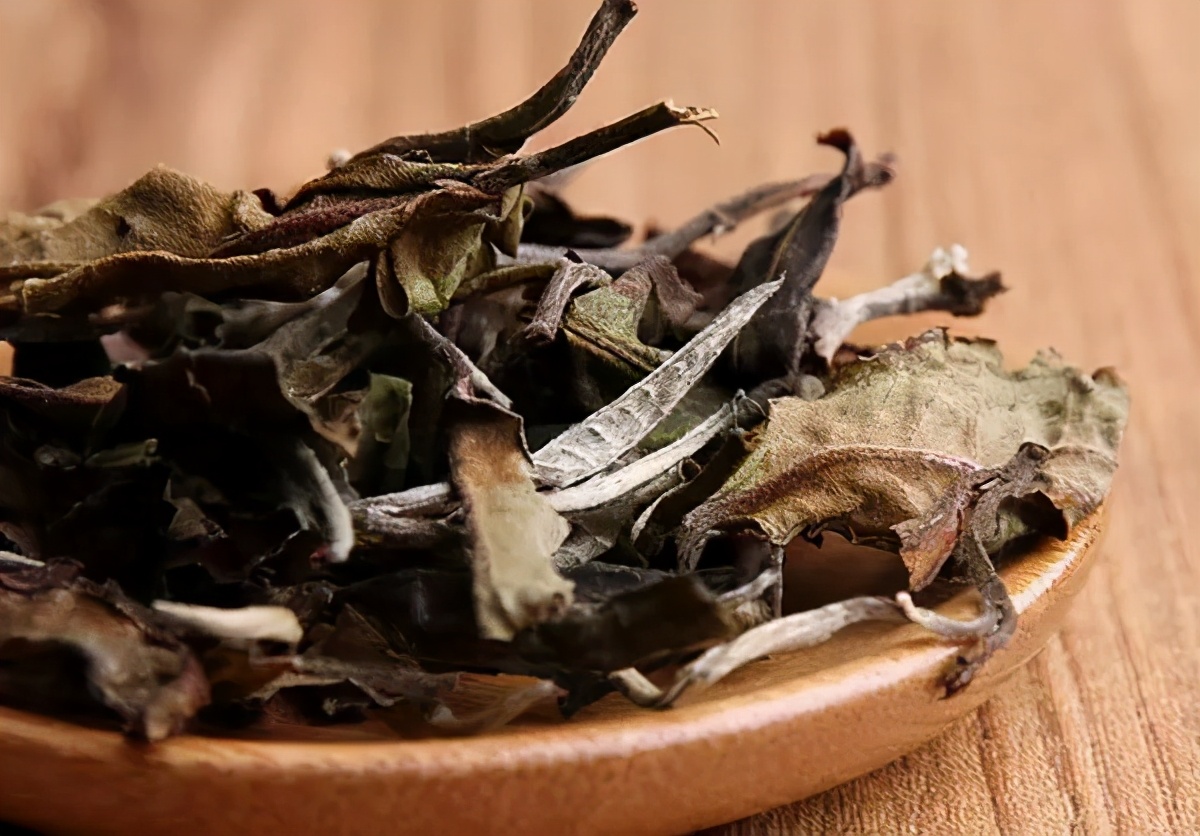 岩茶茶汤是酸性还是碱性,为什么茶汤是酸性但是有益健康