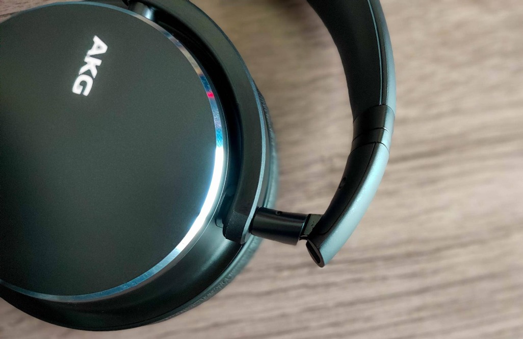 1499售价！拥有快充主动降噪环境感知以及续航25h，AKG新品值吗？