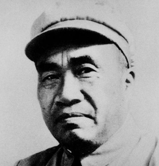 十大元帅中，朱老总没有一线大兵团作战经验，凭什么能排在第一位