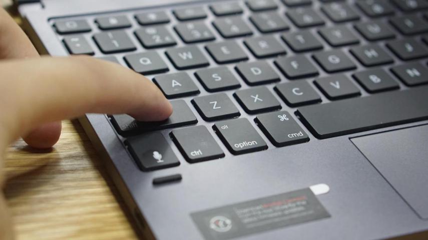 ipad秒变macbookpro一体式键盘,ipad秒变win平板