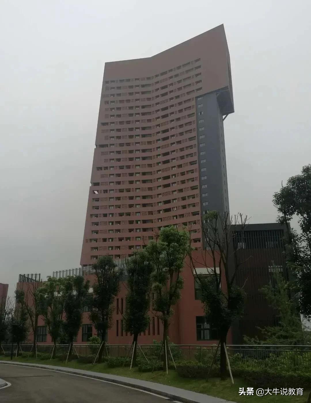 重庆一中高中本部怎么样,重庆一中文科高考排名前50