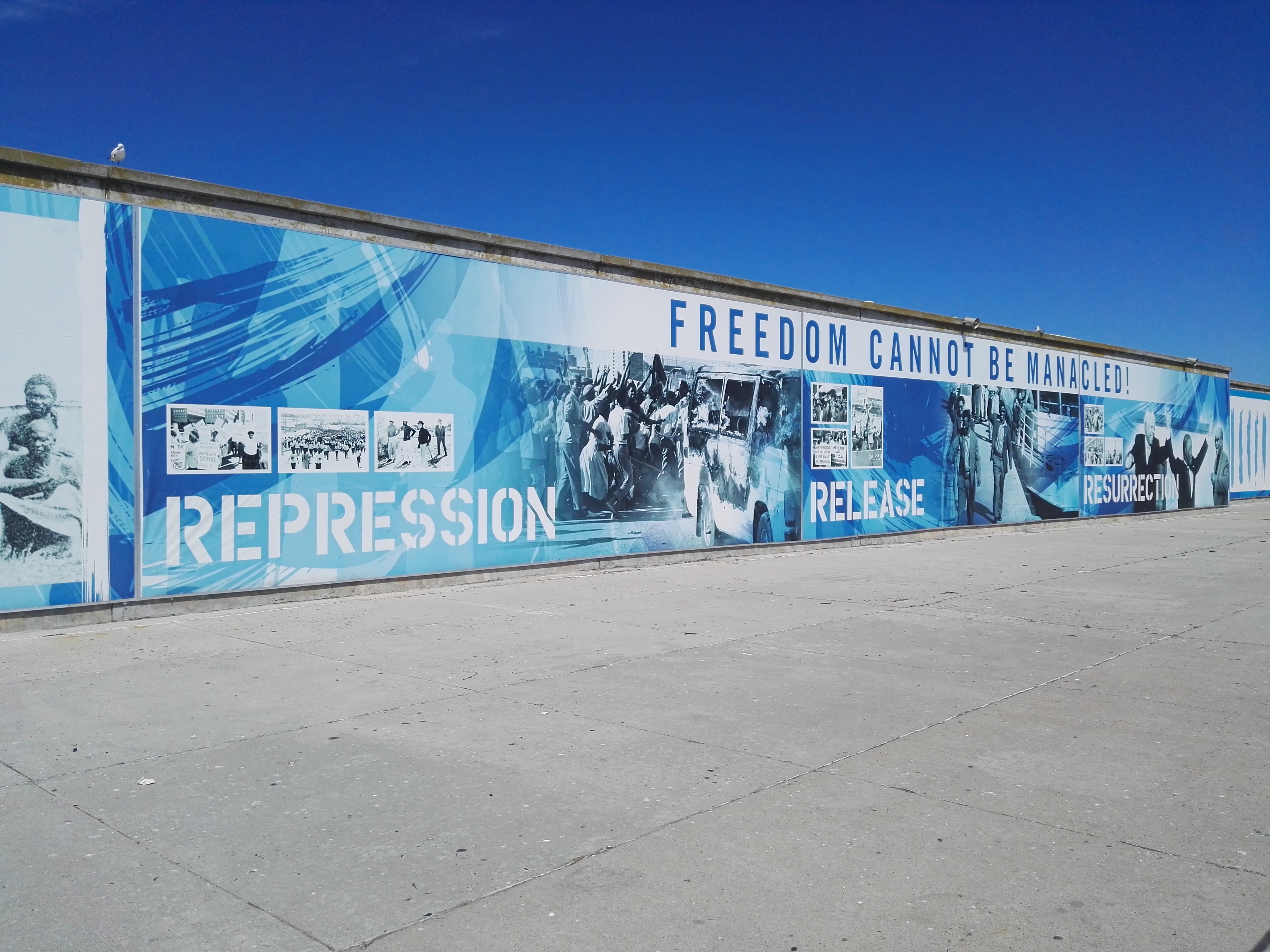 曼德拉在监狱多少年,南非总统曼德拉罗本岛