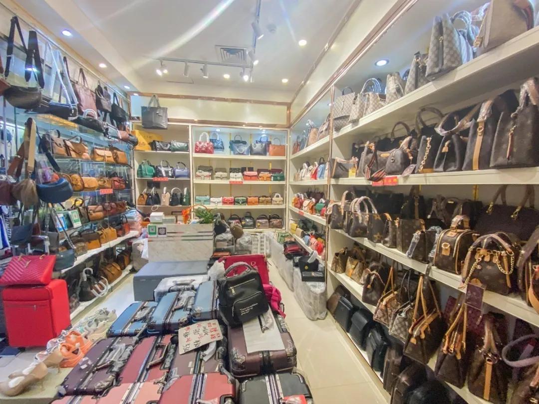 霞山外贸纺织城、服装城618狂欢节，消费满58元抽奖，100%中奖