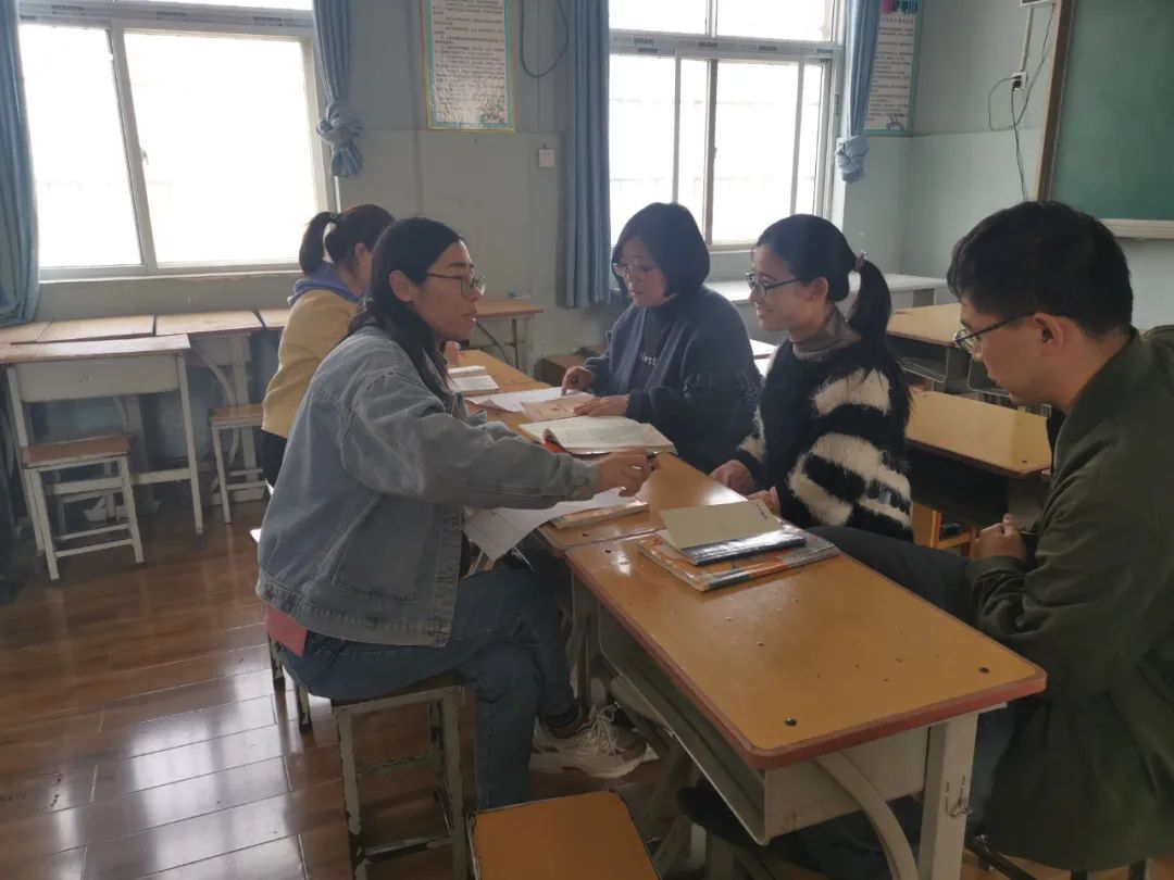 洛龙区二实小口语交际课程研讨——《转述》