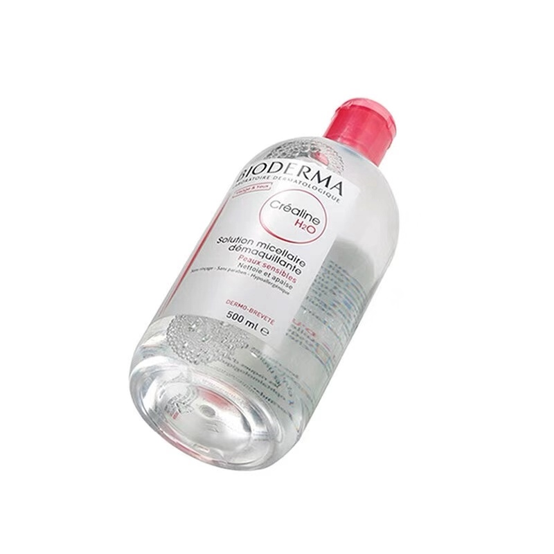 今天我教大家一个妆容,化浓妆需要准备什么