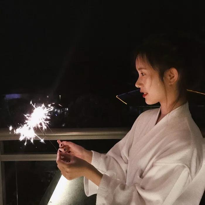 霸气女生闺蜜网名超拽高冷两个字,超好听的闺蜜女生网名