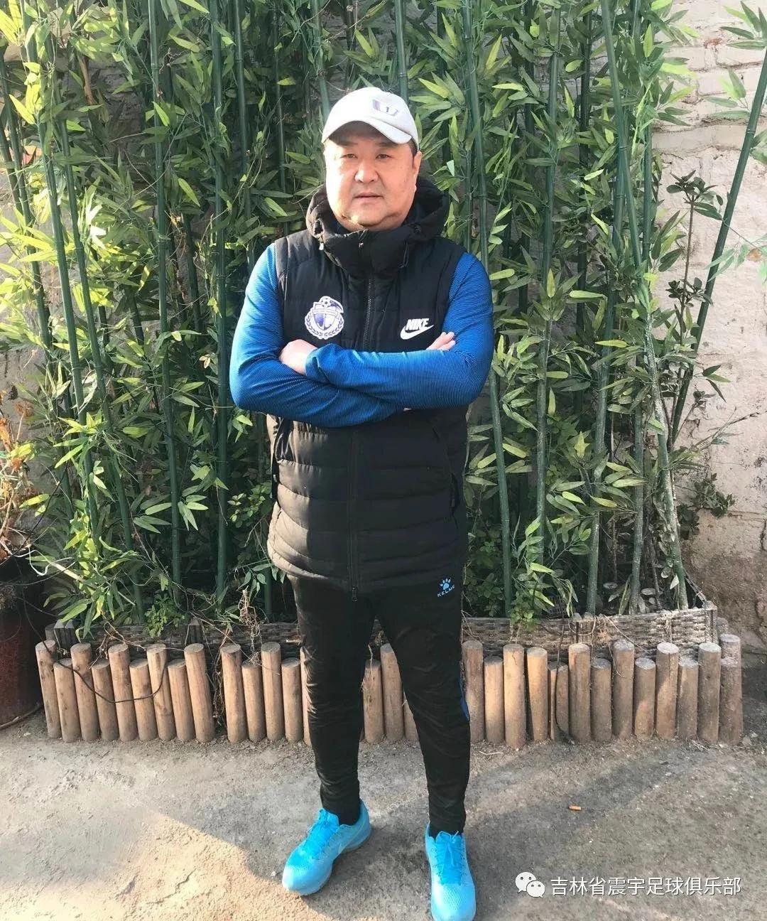 徐晖最新训练视频,徐晖羽毛球教练