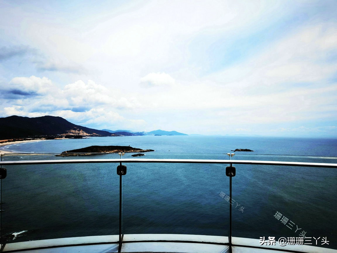 惠州市惠东县双月湾悬崖酒吧,惠州双月湾东山礁石酒吧景点