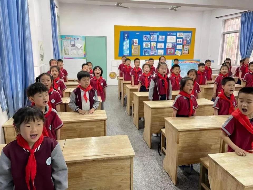童心向党迎百年争做运动好少年,童心向党迎百年徐家井小学