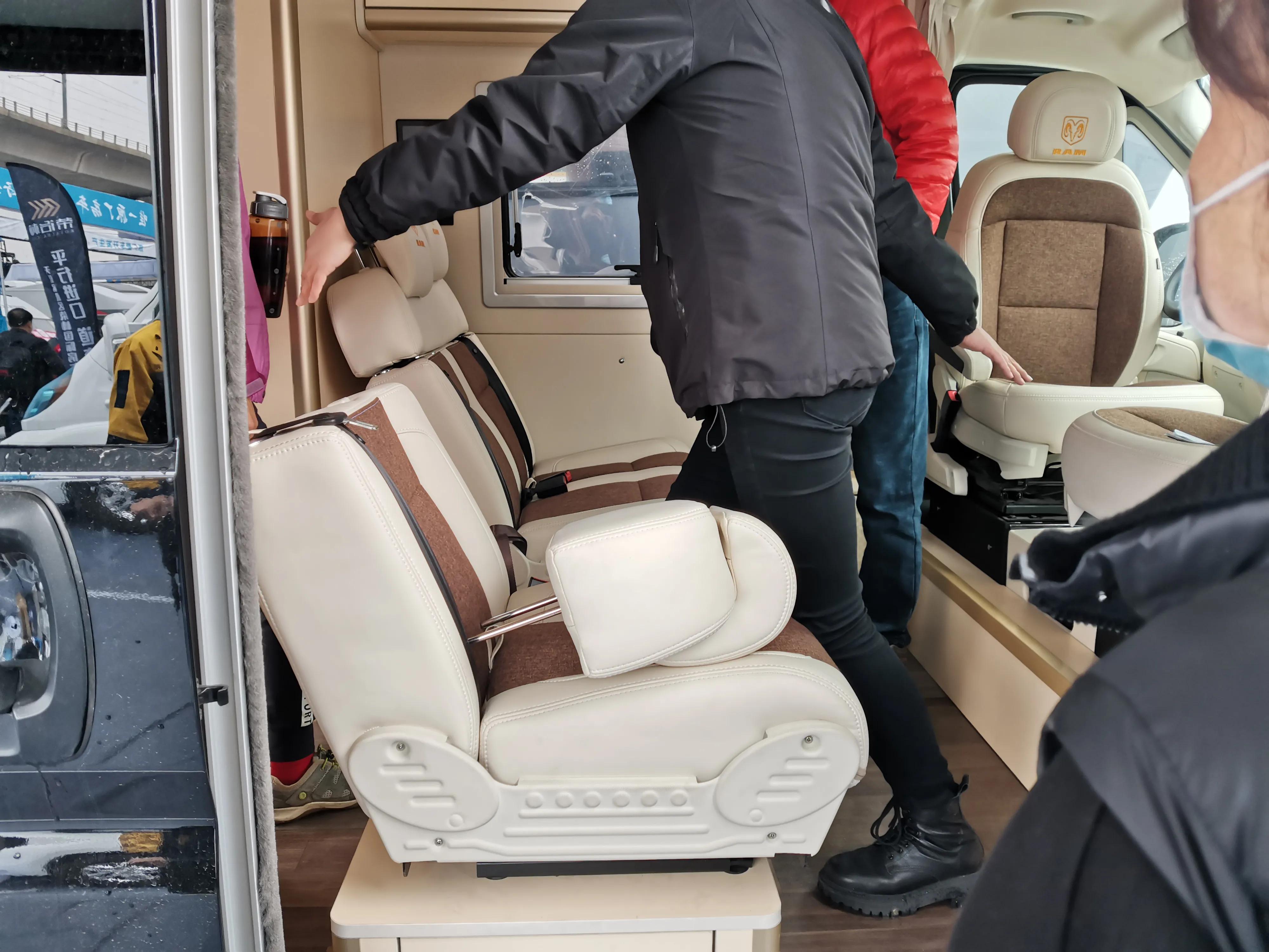 c型房车到底要不要,c型房车什么也不带