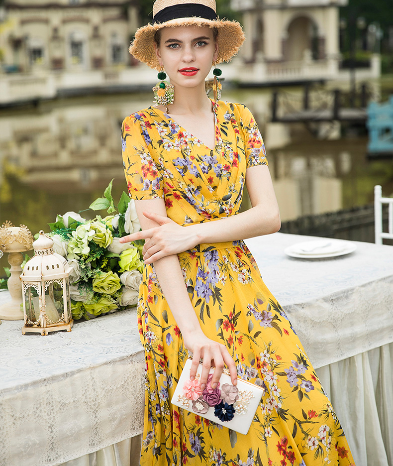 145-150矮个子微胖碎花连衣裙秋款,显瘦穿搭微胖女生碎花裙