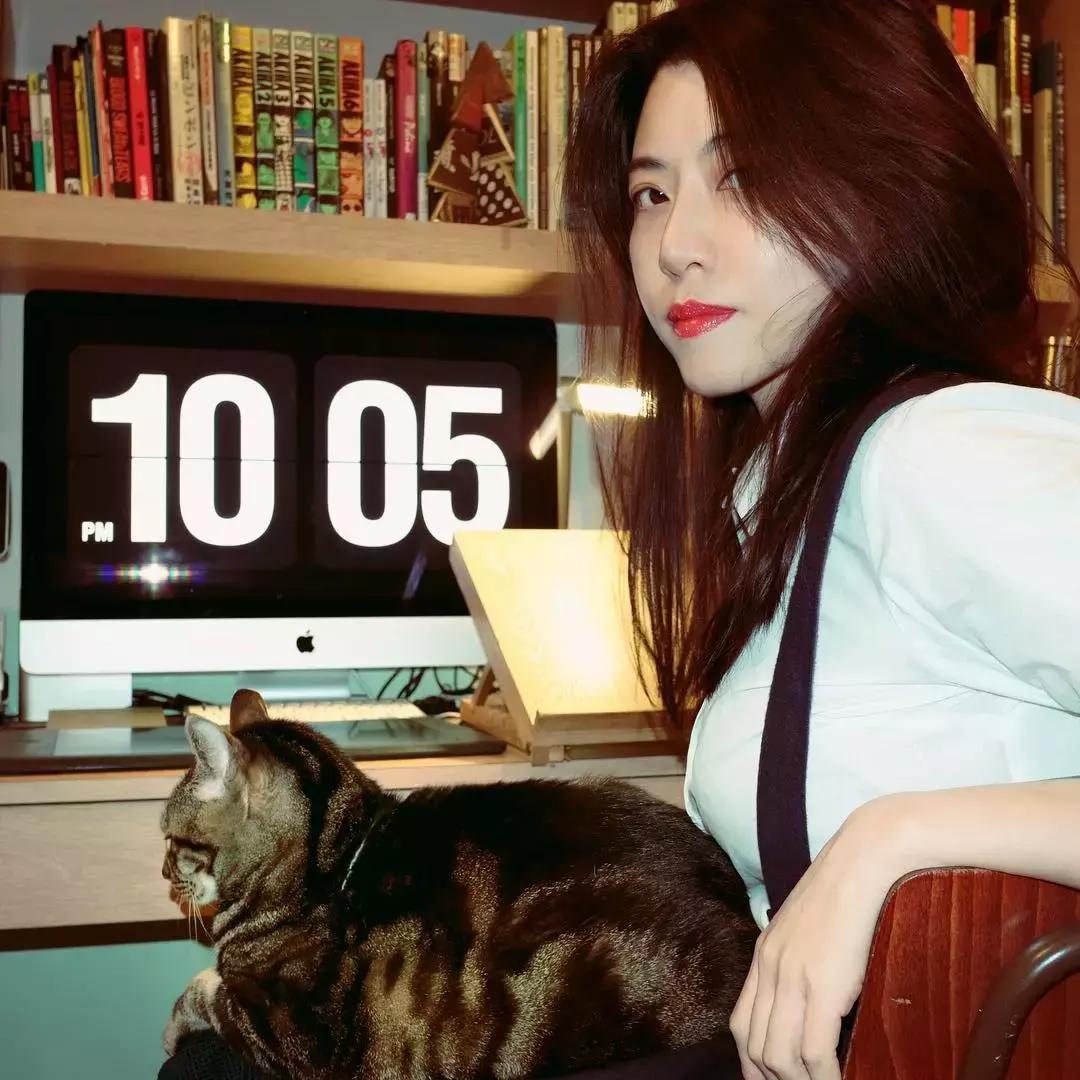 不务正业、跳钢管舞的她靠画羞羞画撩到46万粉丝,画作撩性格酷