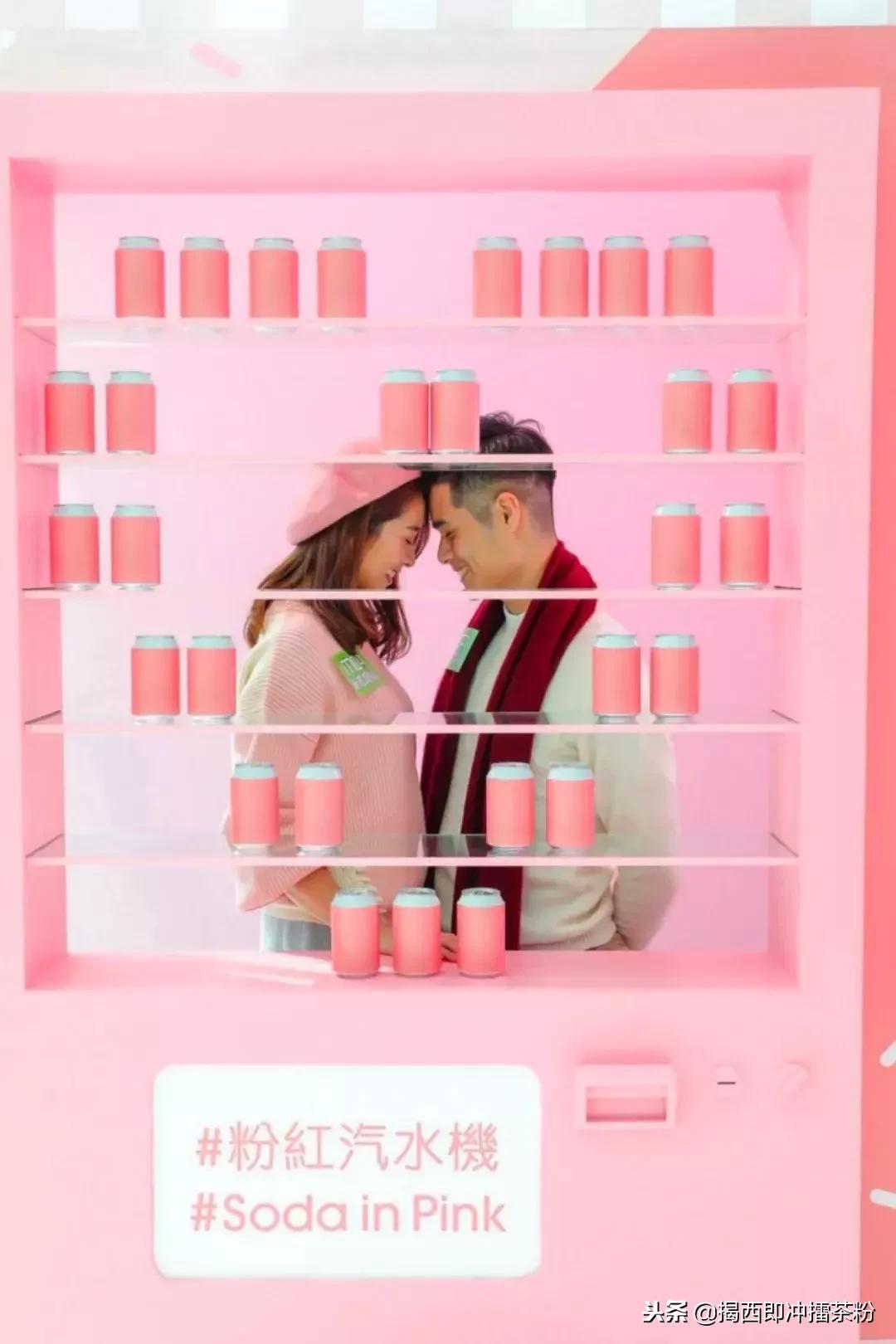 过分美丽!圣诞灯饰点亮香港:泰迪熊、比卡超、布丁狗陪你过圣诞