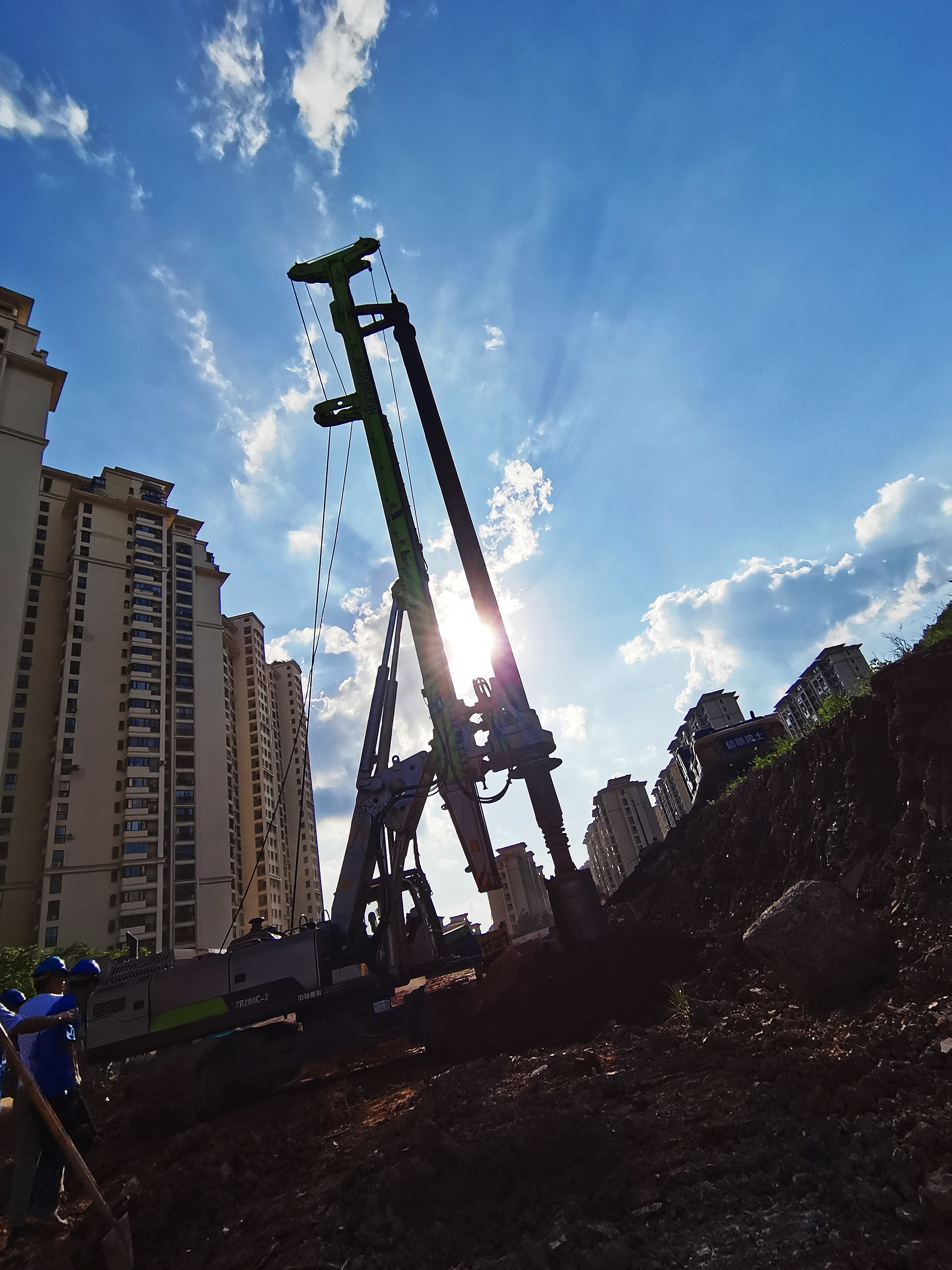 旋转钻机和旋挖钻机,三一445旋挖钻机