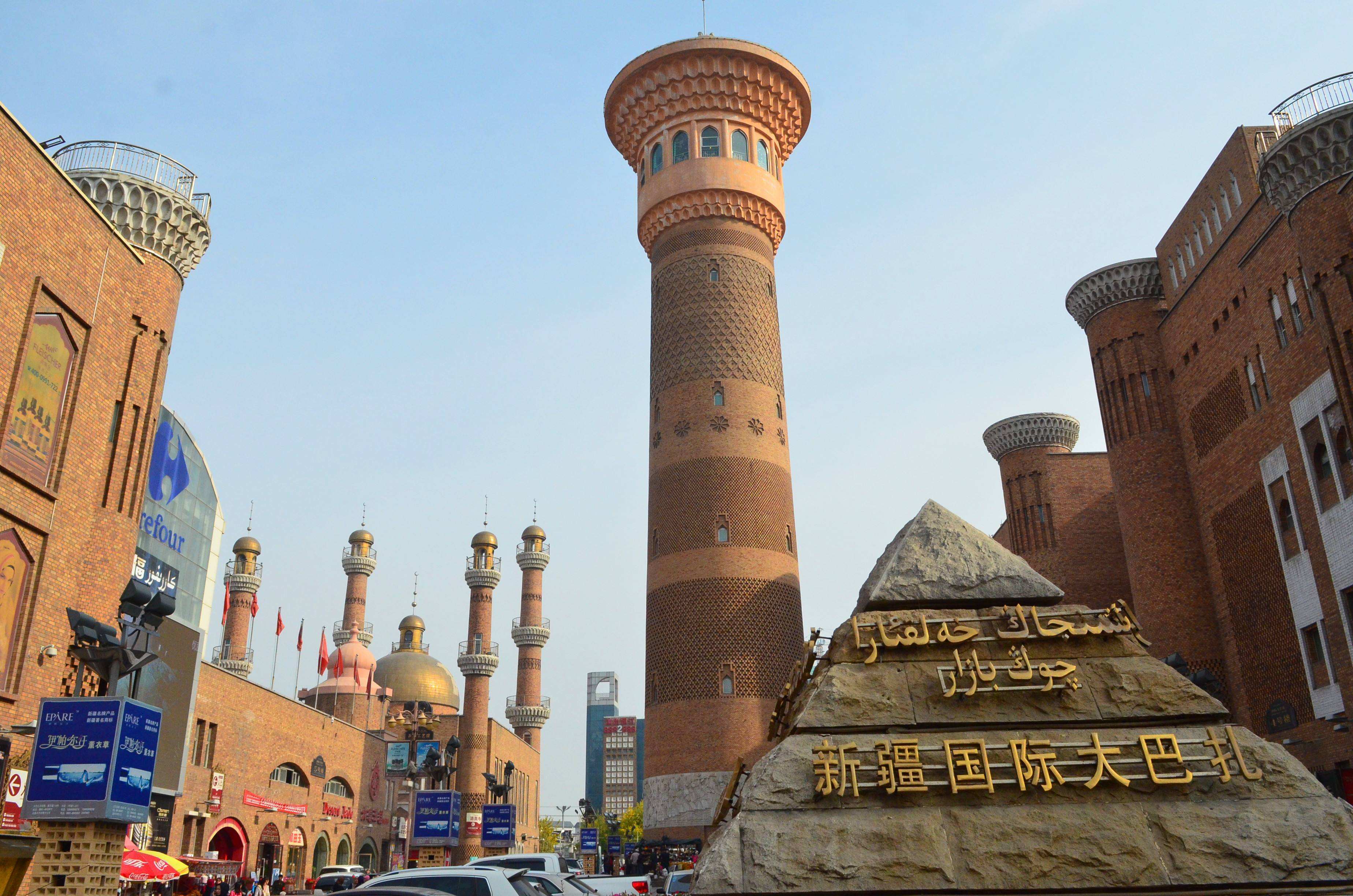最热闹的网红美食一条街,十大美食网红街在哪
