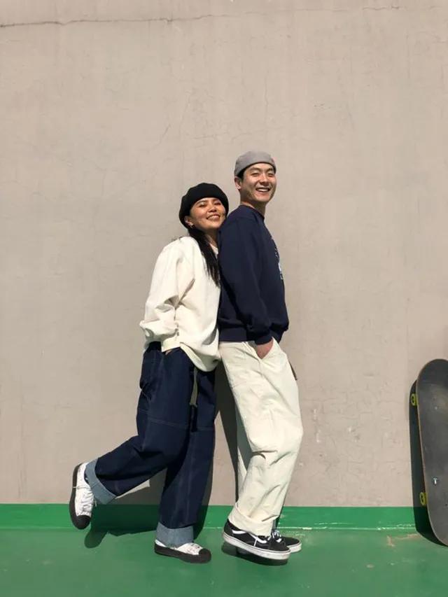 情侣必看！让人看了直呼好想谈恋爱的情侣穿搭和拍照技巧