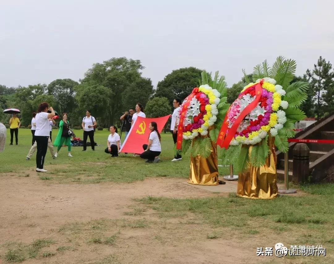 最新庆七一广场舞,广场舞庆七一活动