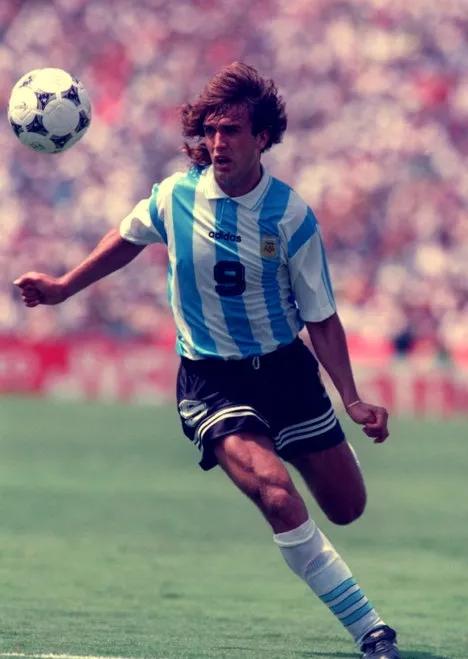 世界足坛十大足球巨星,世界足坛十大球星