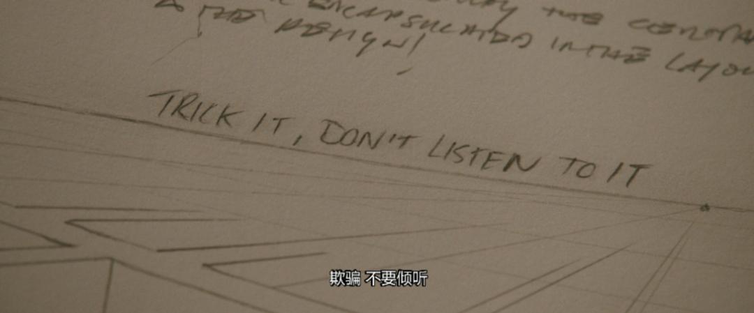 丈夫离奇自杀,竟化作鬼魂留在家中?看一眼镜子,没那么简单……