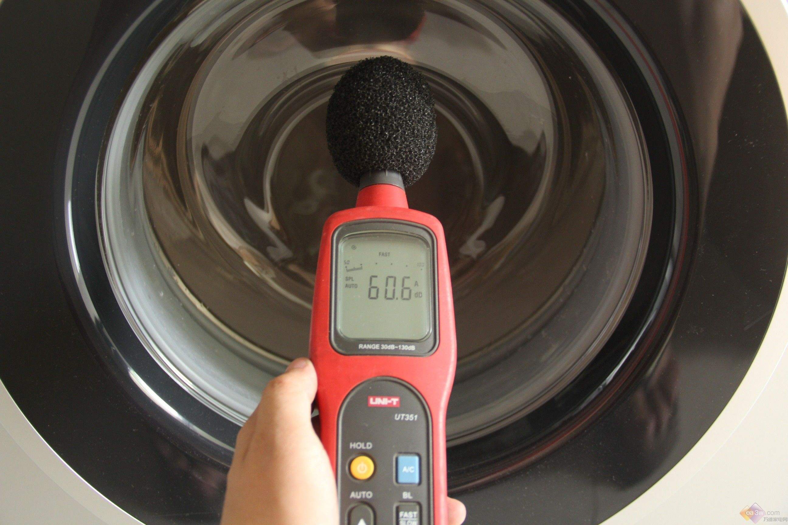 壁挂式洗衣机好用吗？有什么优缺点？我花3000元买了台，谈谈感受