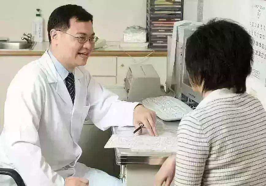 一家三口月入2万是什么水平,一家三口12万存款